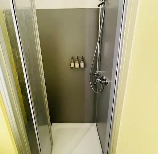 Daire 20 - Im Rottalblick - Youngmodern Wohnen, Tiere Willkommen, Bademantelgang Zur Therme, Tv Und Balkon
