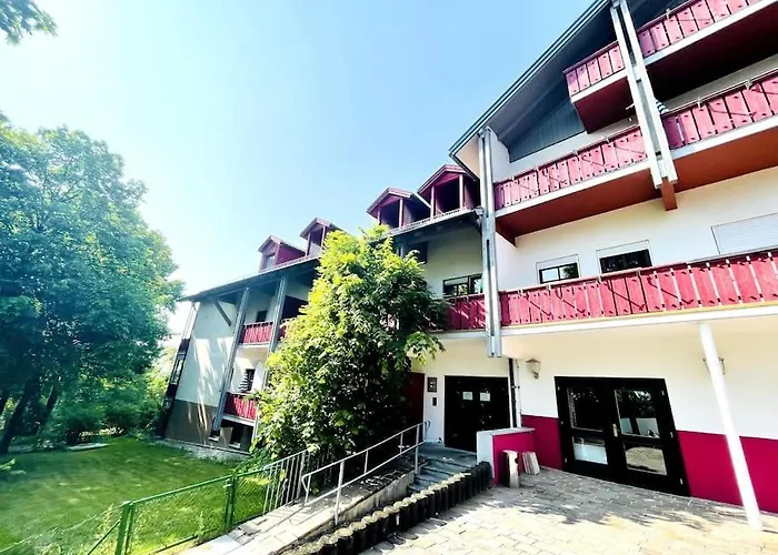 20 - Im Rottalblick - Youngmodern Wohnen, Tiere Willkommen, Bademantelgang Zur Therme, Tv Und Balkon * Bad Griesbach (Bavaria)