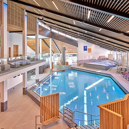Fewo 20 - Appartement Im Rottalblick - Youngmodern Wohnen, Tiere Willkommen, Bademantelgang Zur Therme, Tv Und Balkon Apartment Bad Griesbach (Bavaria)